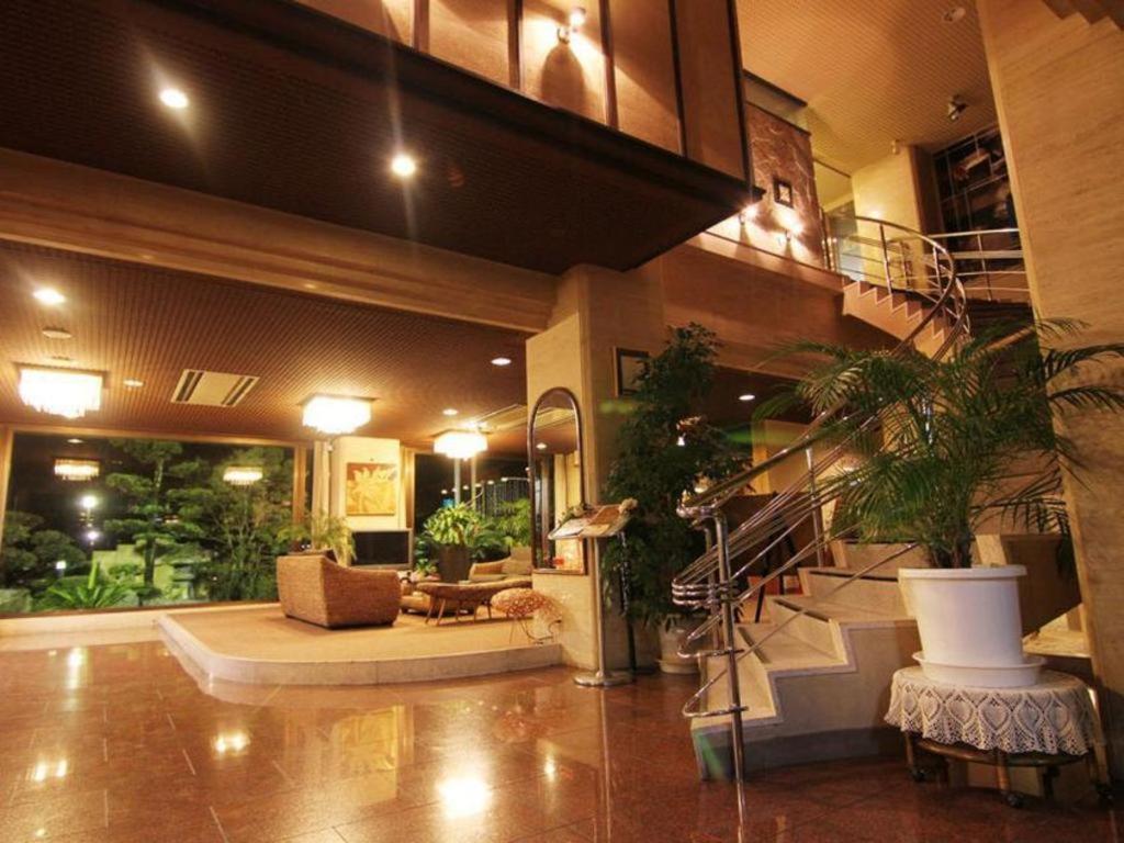 Miyakonojo Sun Plaza Hotel Luaran gambar