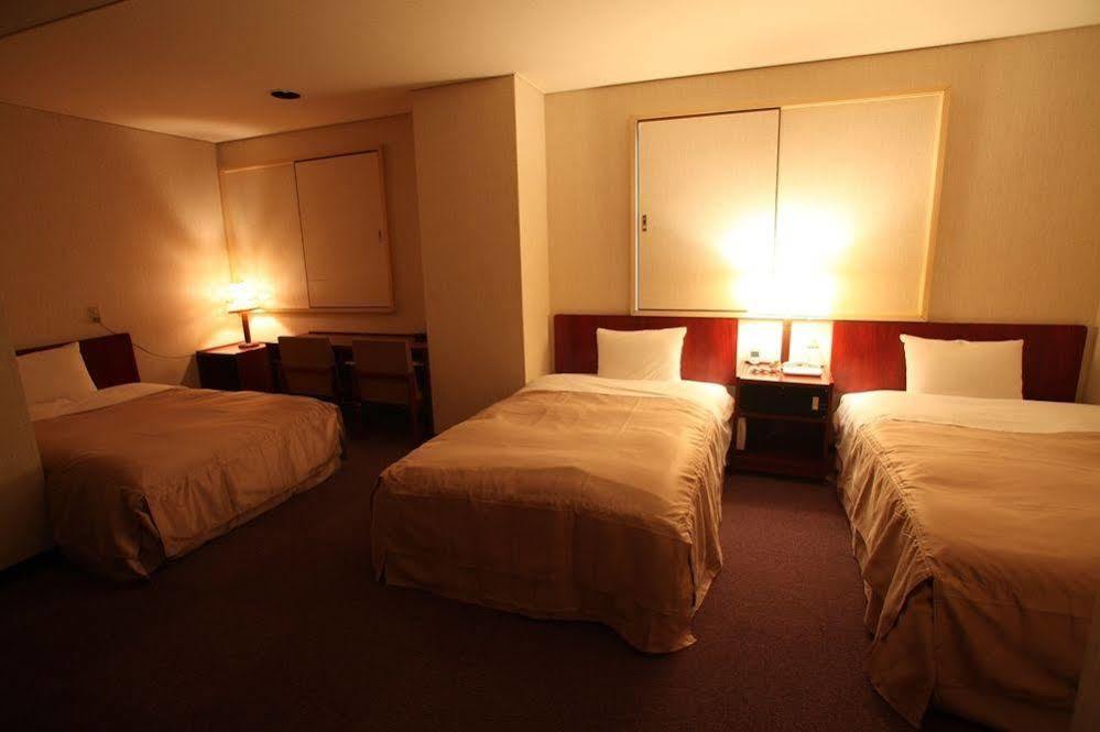 Miyakonojo Sun Plaza Hotel Luaran gambar